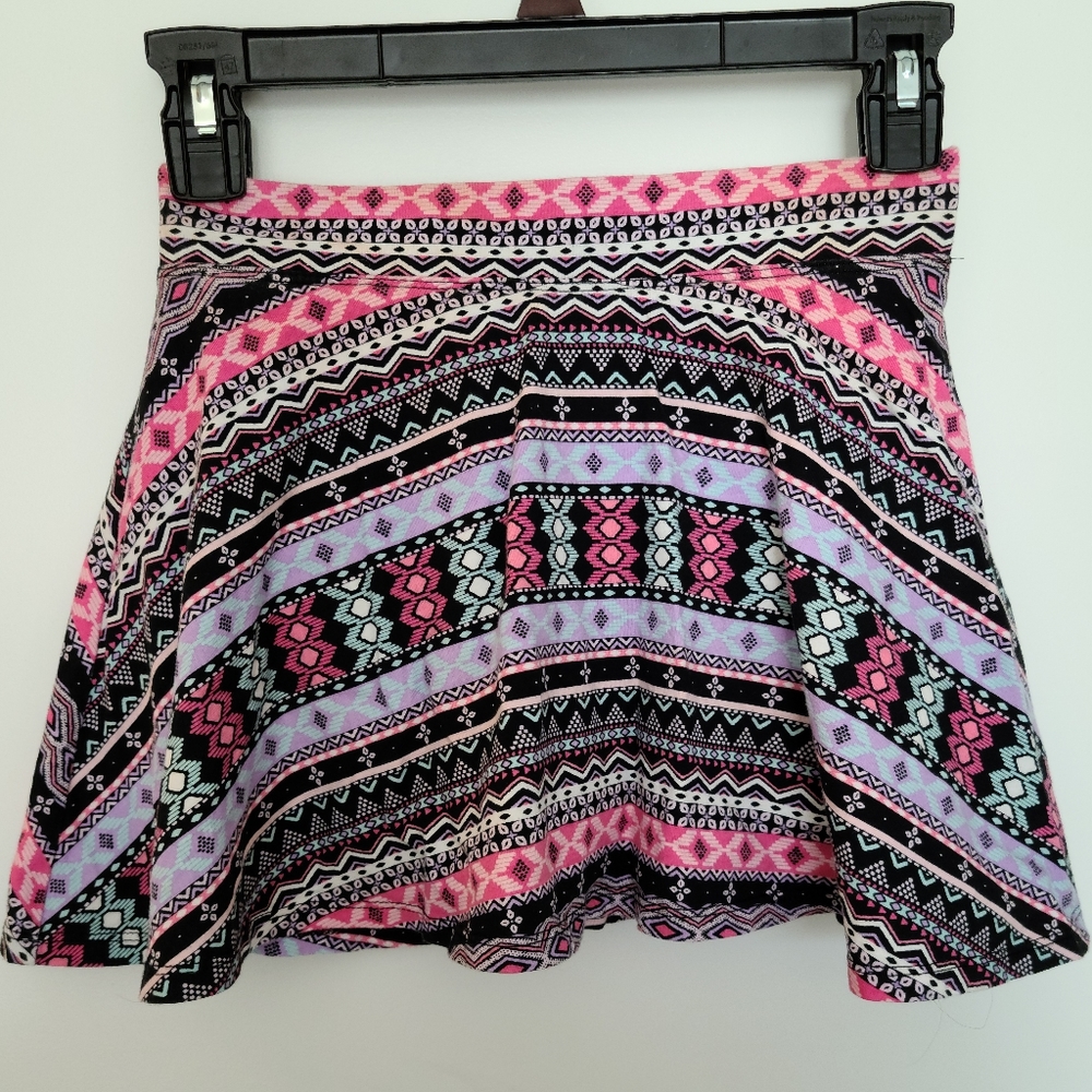 Girls Old Navy skirt with attached bloomer shorts size 10/12